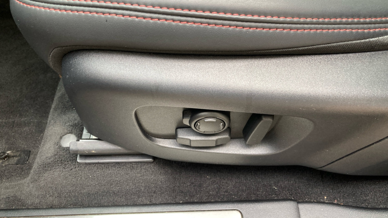 Land Rover Discovery Sport 2.0 D200 R-Dynamic HSE 5dr Auto Diesel Station Wagon